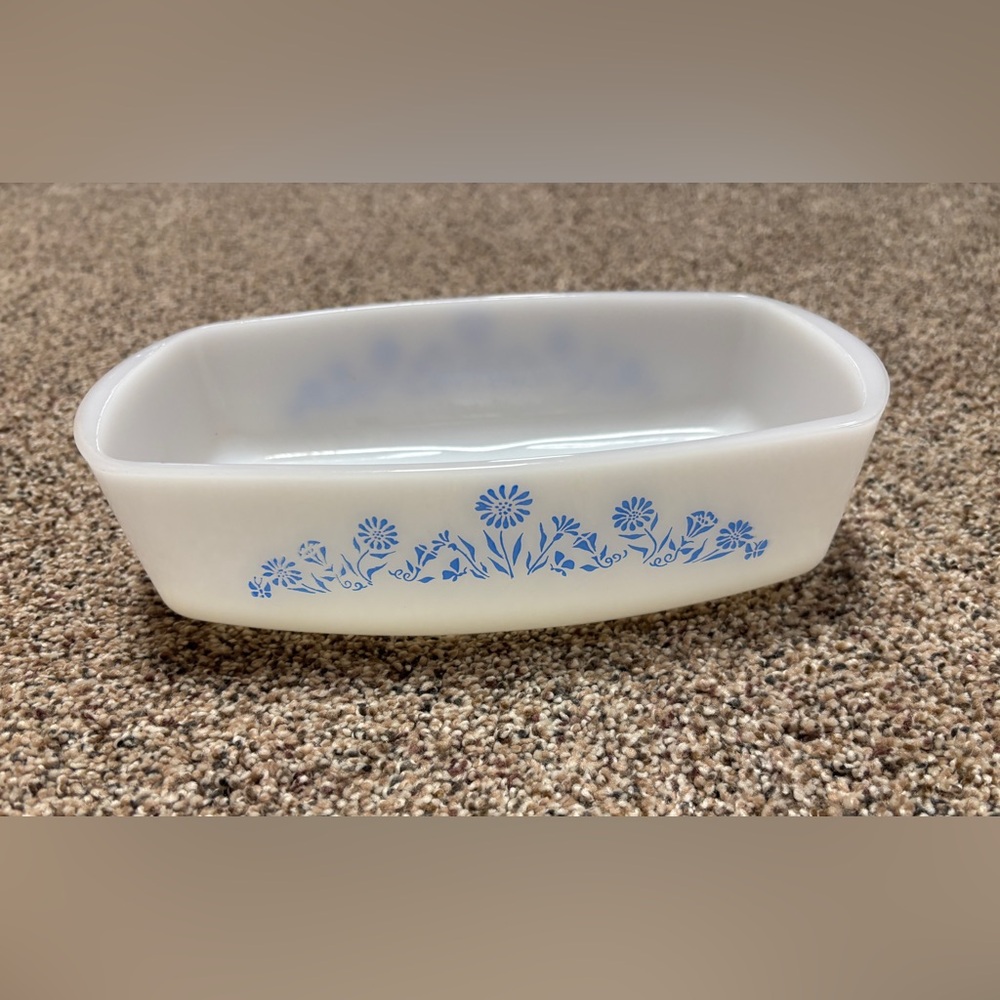 Vintage 1960 Federal Heat Proof Milk Glass Blue Corn Flower Pattern Baking Loaf